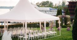 Tentes de réception : le choix parfait pour un mariage en plein air